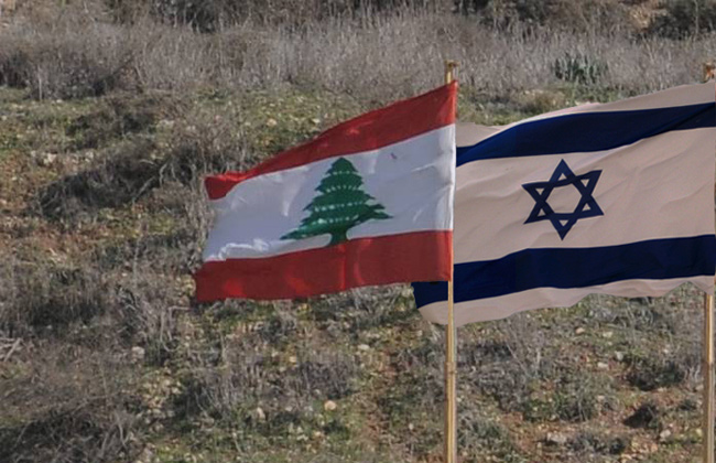 علم لبنان وعلم إسرائيل بمناسبة محادثات الترسيم البحري أكتوبر 2020